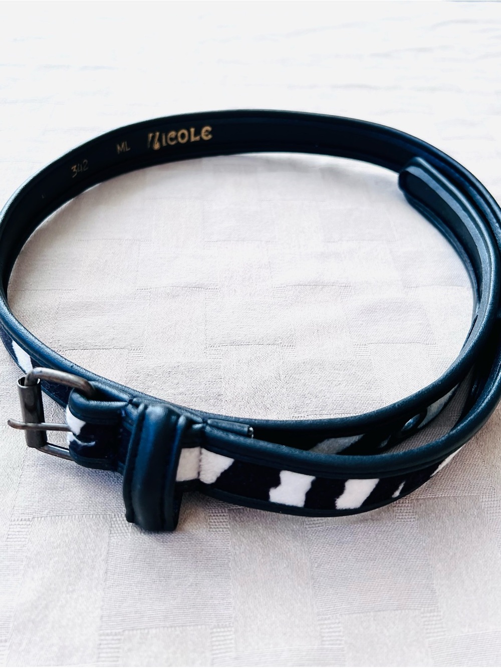 Vintage 90s Nicole Zebra Patterned Faux Fur Fashion Belt